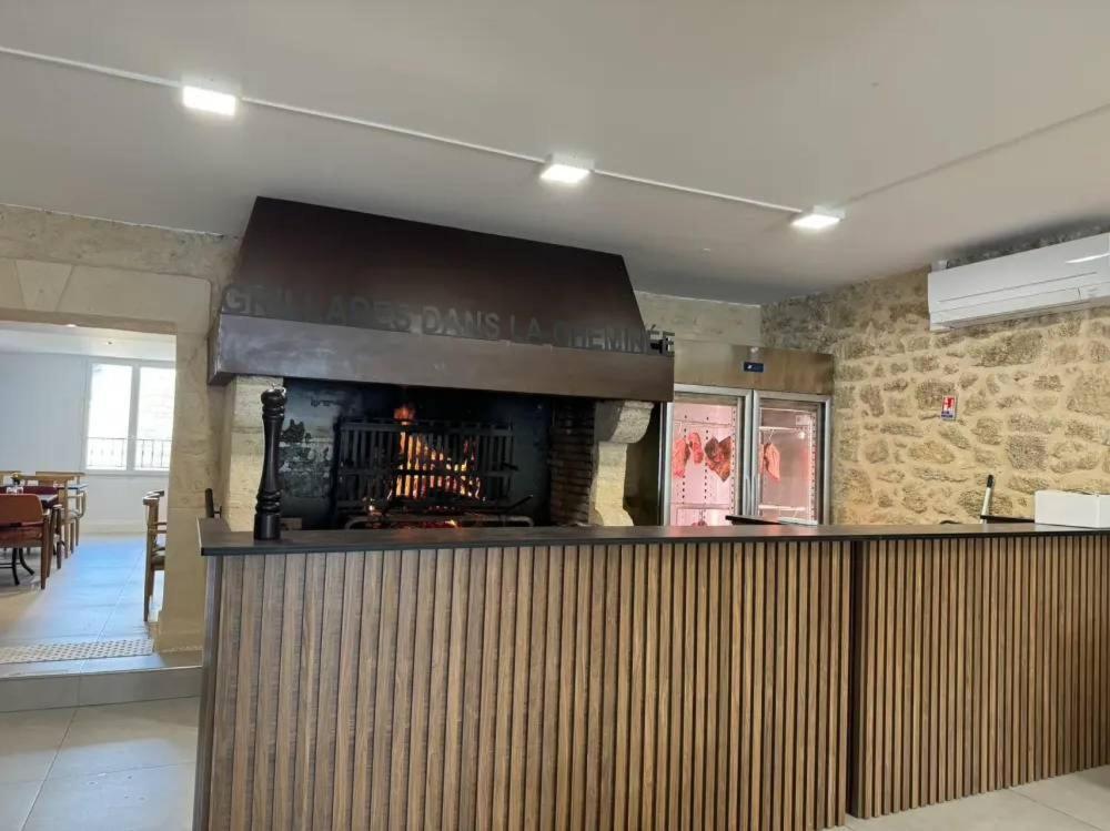Hotel Restaurant La Paillote Cavignac Bagian luar foto